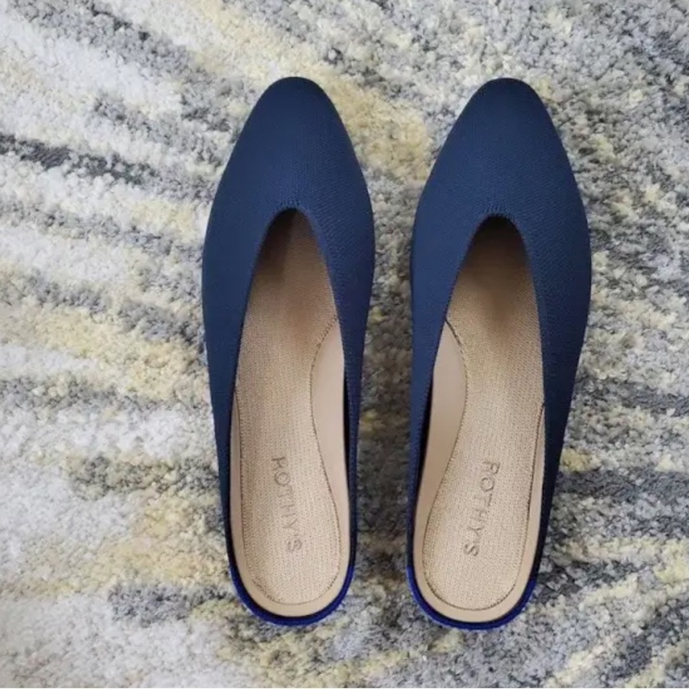 Rothy’s Almond Demi navy Blue. Size 7